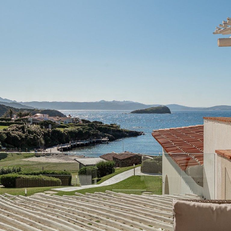 Property photo 1 of 25 Apartment In Capo Ferro, Sardinia