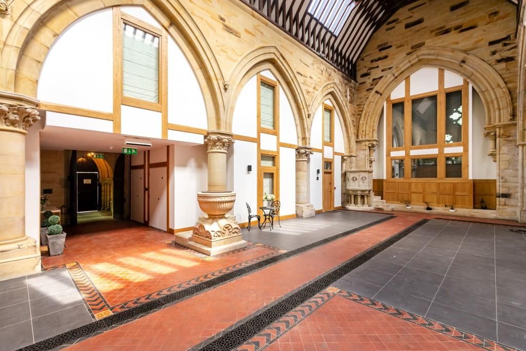 Property photo 1 of 11