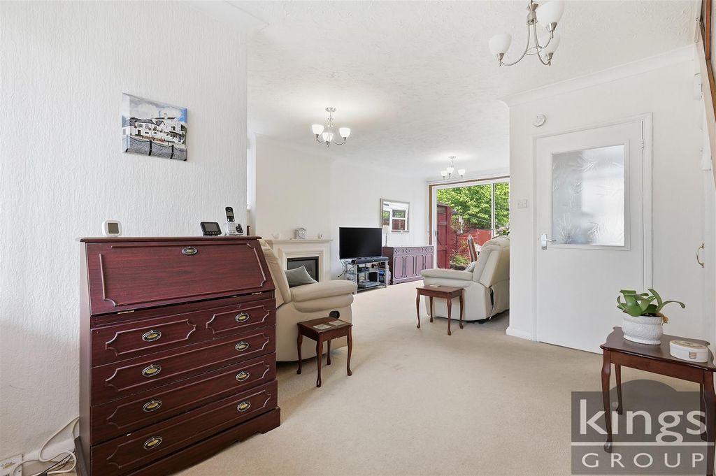 Property photo 3 of 15