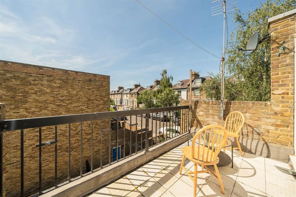 Property photo 3 of 5