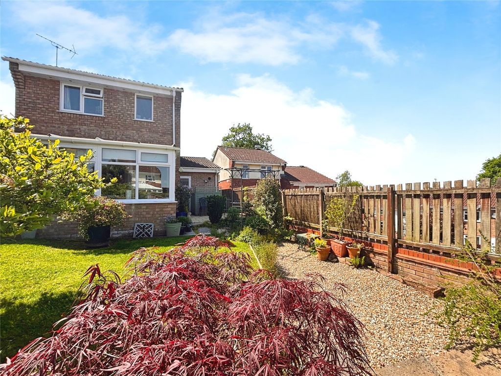 Property photo 2 of 16 Picture No. 35