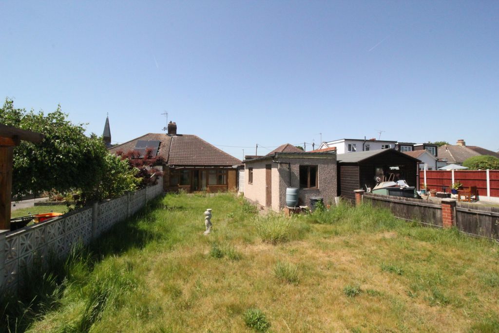 Property photo 3 of 21 Picture No. 24