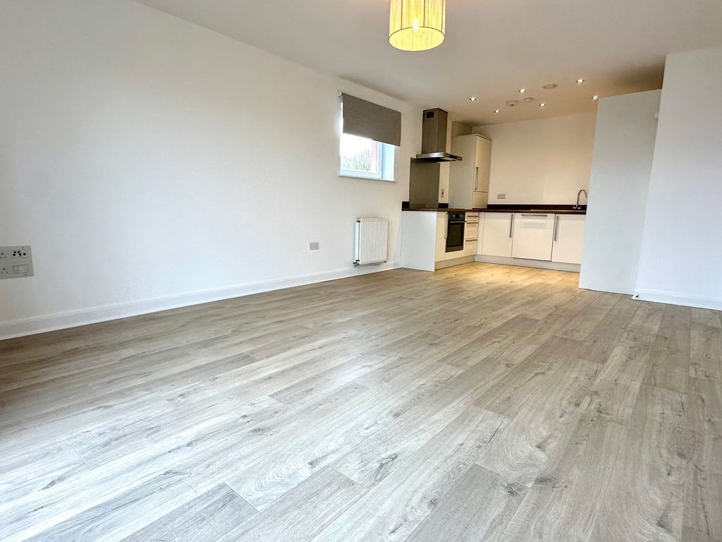 Property photo 2 of 8 Lounge