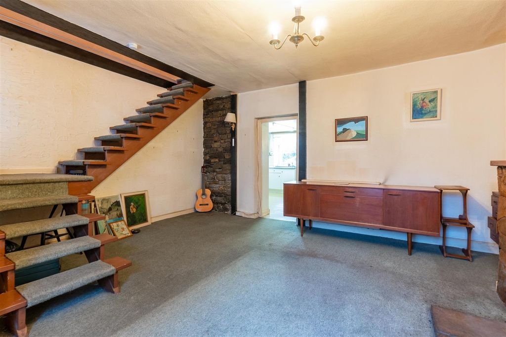 Property photo 3 of 11 Dsc_8393-Hdr.Jpg