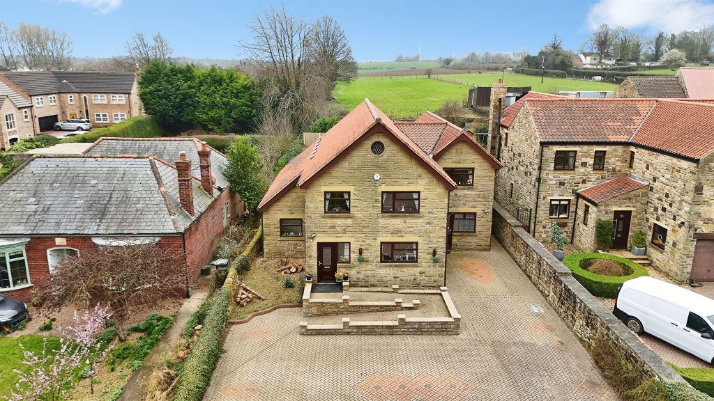 Property photo 1 of 27