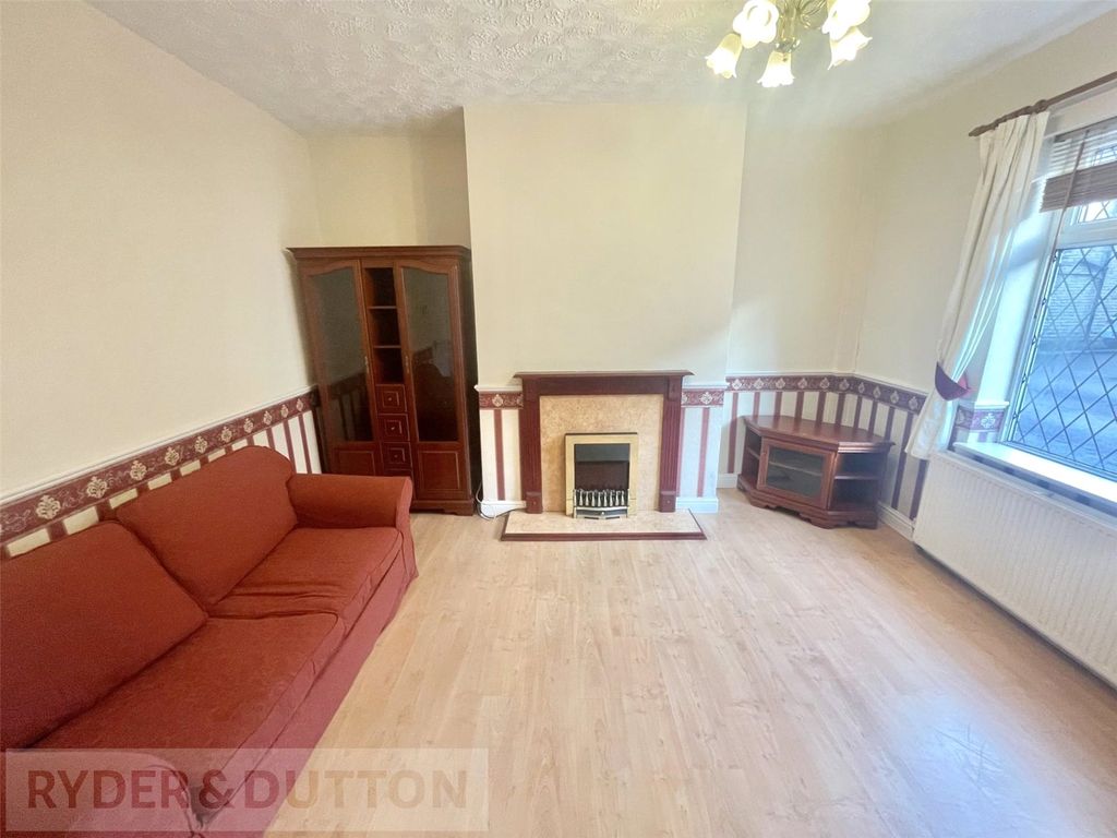 Property photo 3 of 16 Picture 3