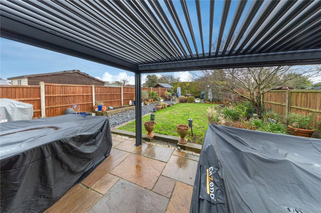 Property photo 2 of 24 Picture No. 35