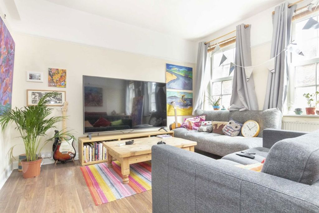 Property photo 1 of 4