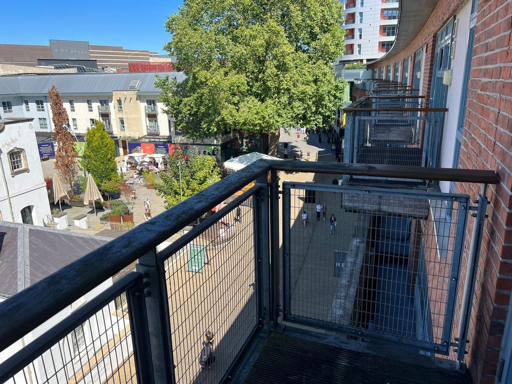 Property photo 3 of 8 Stunning City Views From A Sunny Private Balcony...