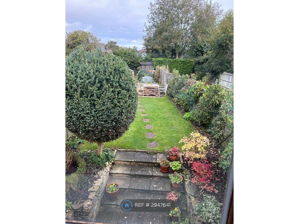 Property photo 2 of 20