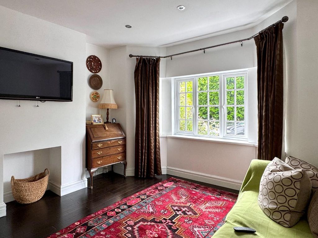 Property photo 2 of 19 Reception Room 1