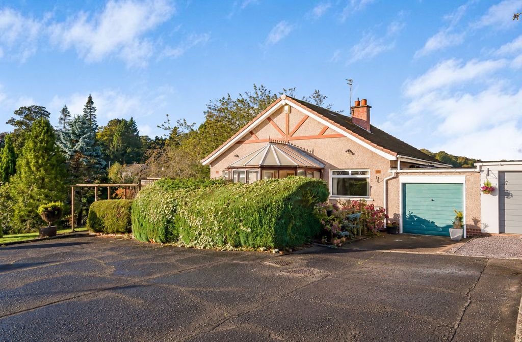 Property photo 1 of 29