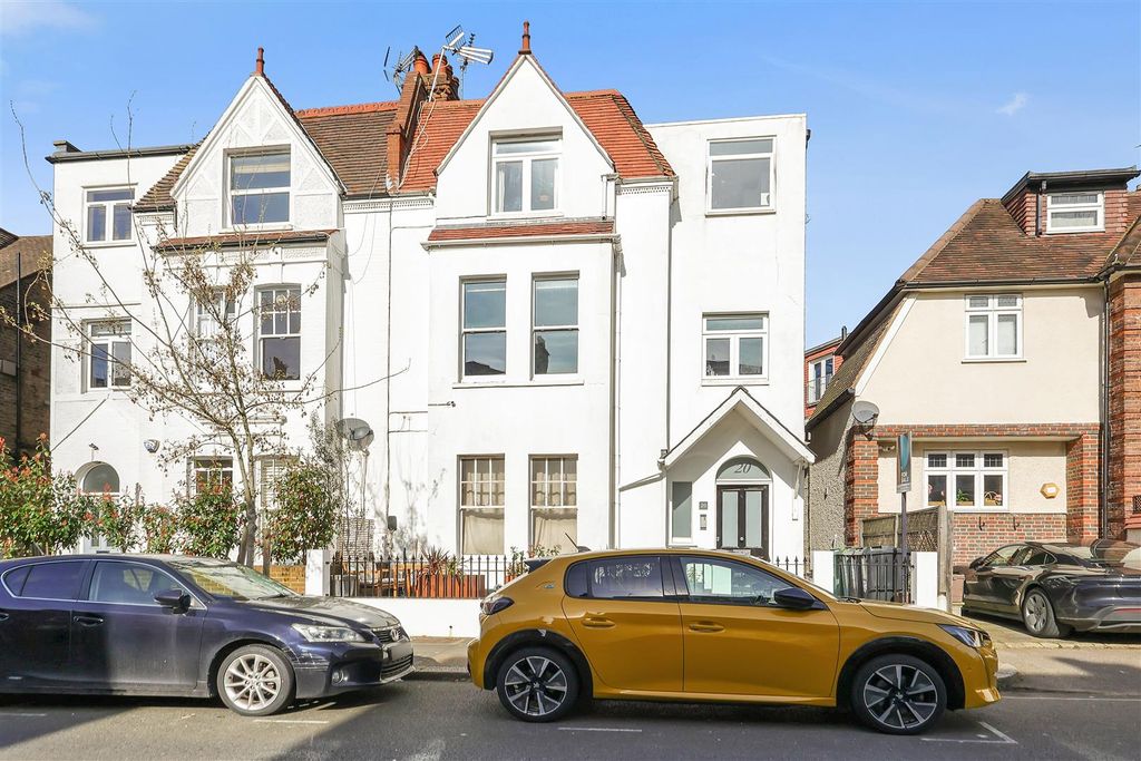 Property photo 2 of 14