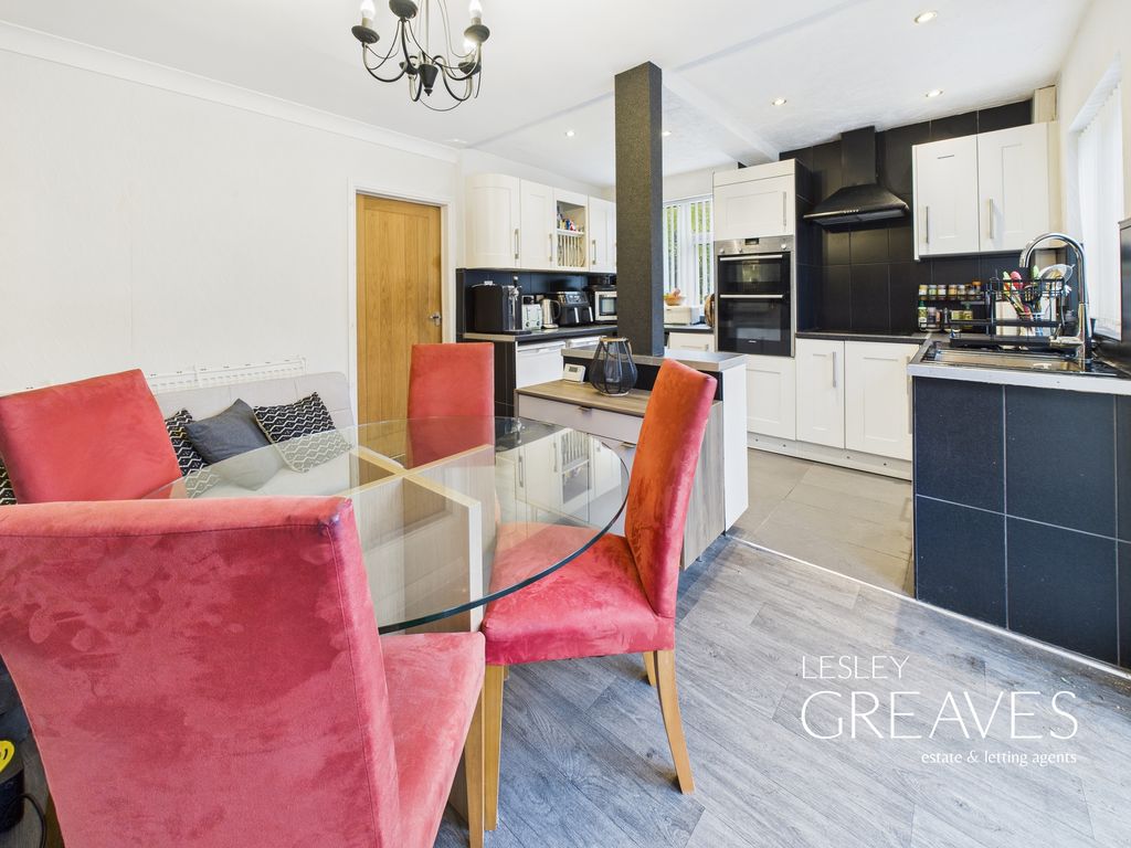 Property photo 3 of 12 Kitchen/Diner