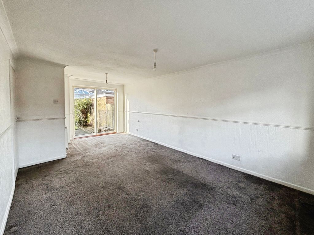 Property photo 3 of 14 Pbox-Img.Jpeg