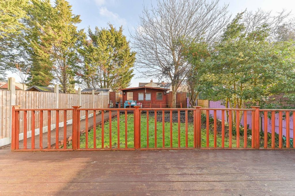 Property photo 2 of 3