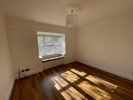 Property photo 2 of 8 Picture No. 29