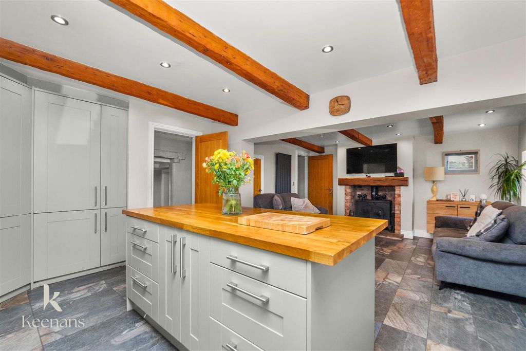 Property photo 3 of 73 3.Jpg