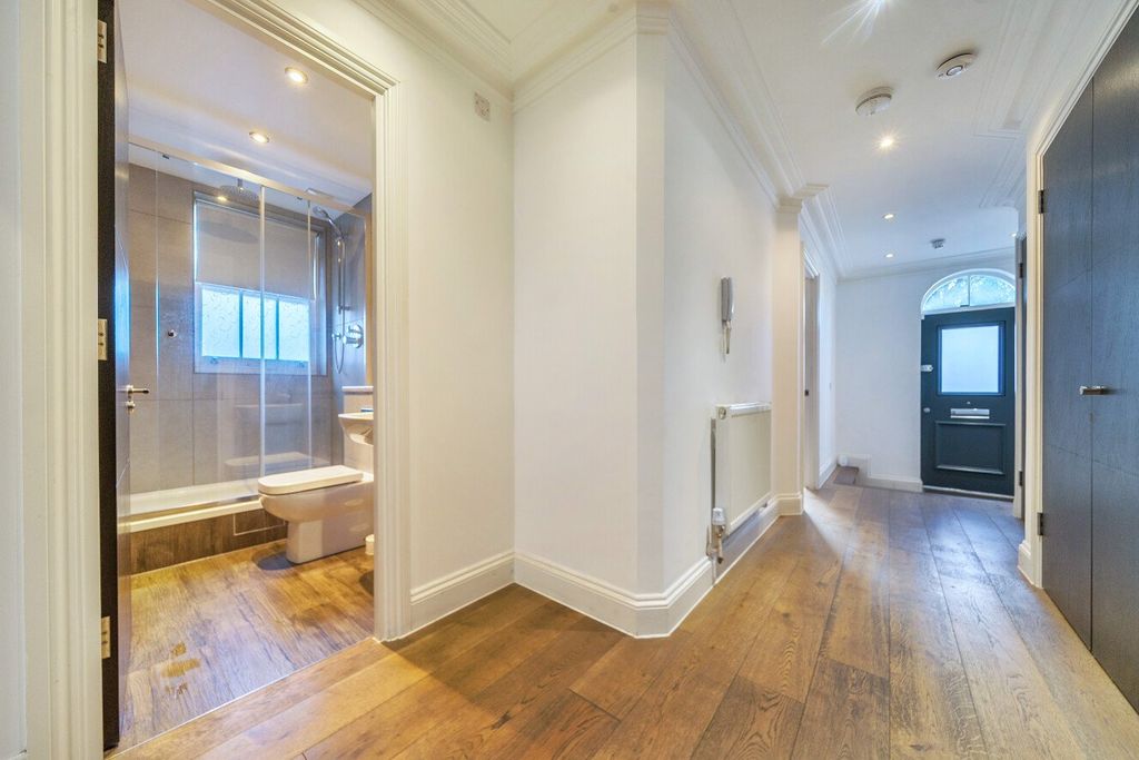 Property photo 3 of 12 Picture No. 32