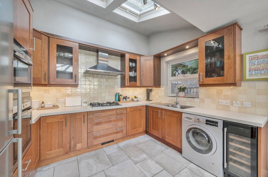 Property photo 3 of 16