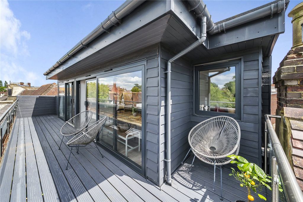 Property photo 3 of 13 Balcony