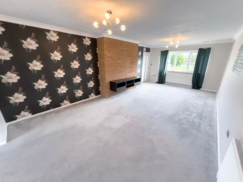 Property photo 2 of 20 Reception 1