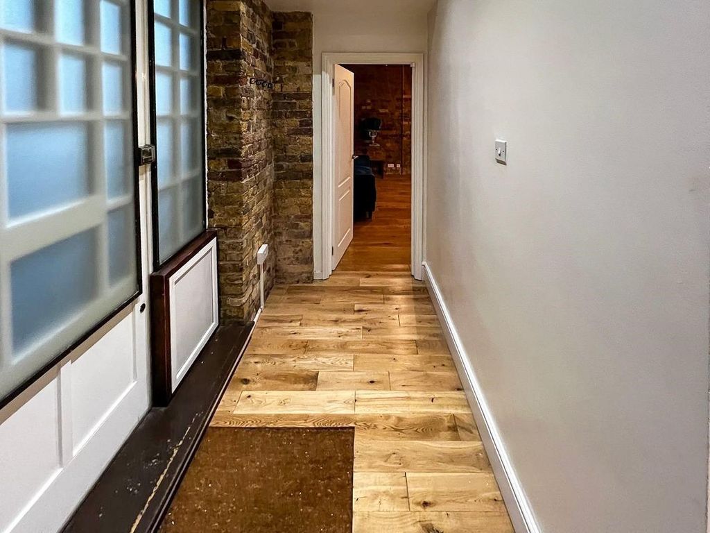 Property photo 3 of 15 Hallway