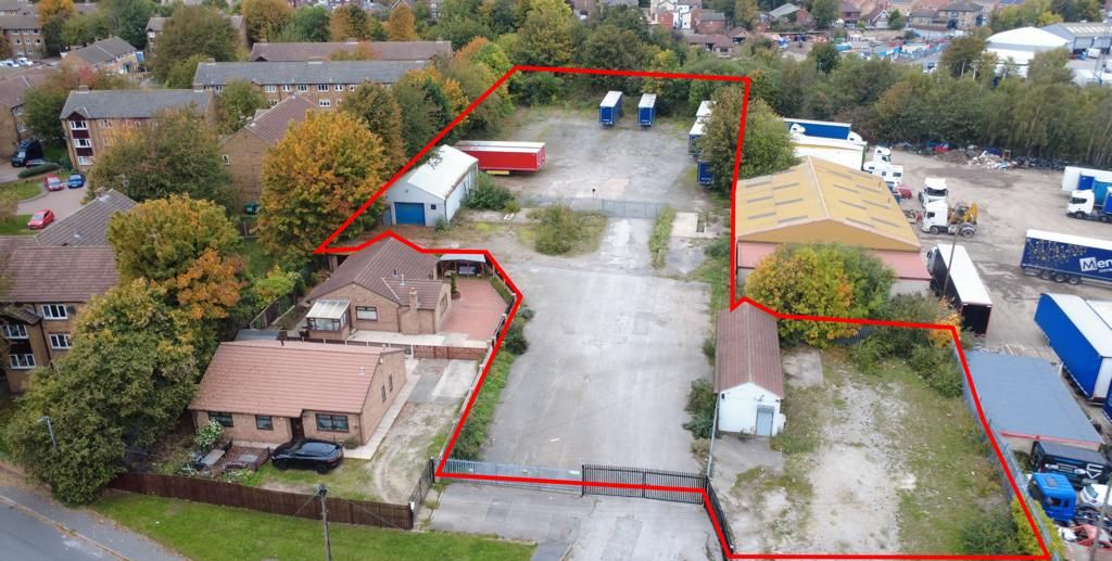 Property photo 1 of 8 Photo 8