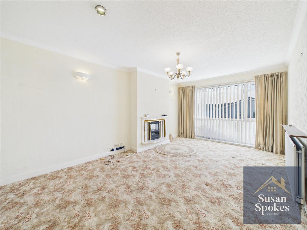 Property photo 3 of 21 Cam01858G0-Pr0193-Still001.Jpg