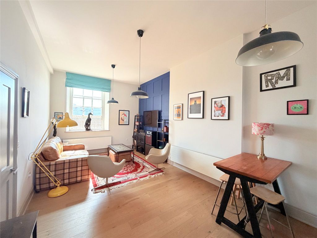 Property photo 3 of 11 Picture No. 21