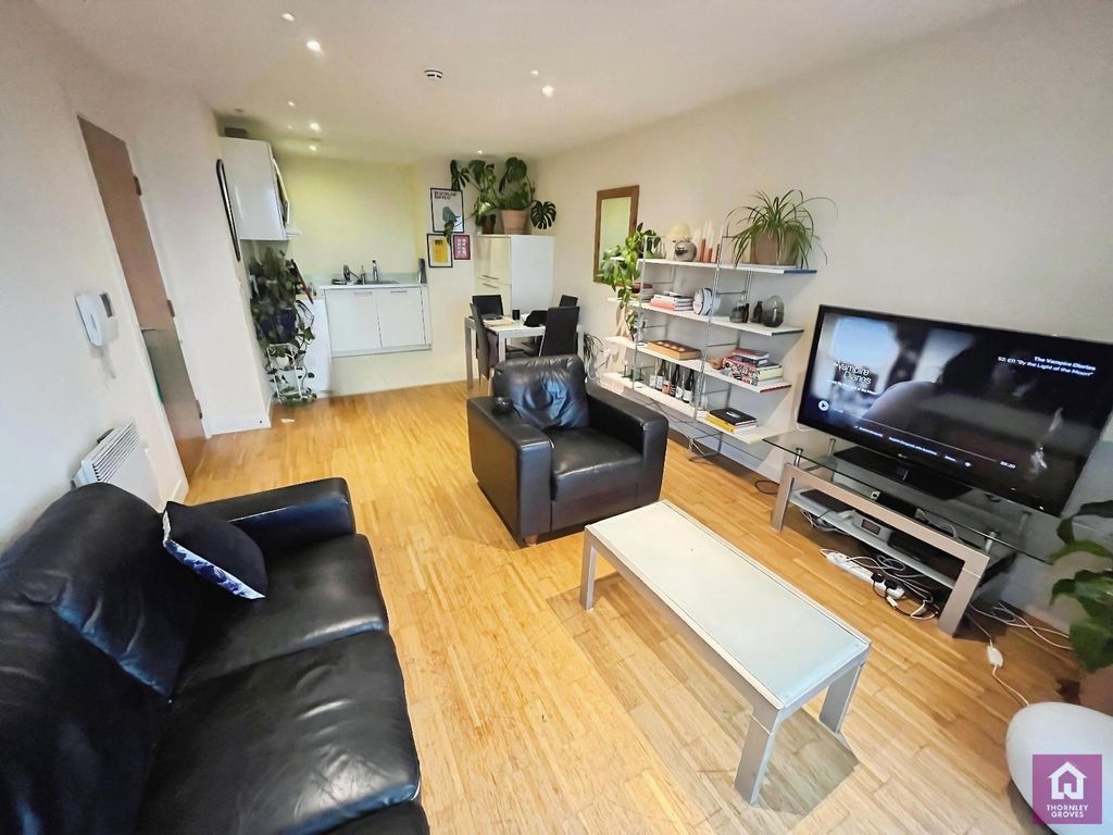 Property photo 3 of 14 Picture No. 11