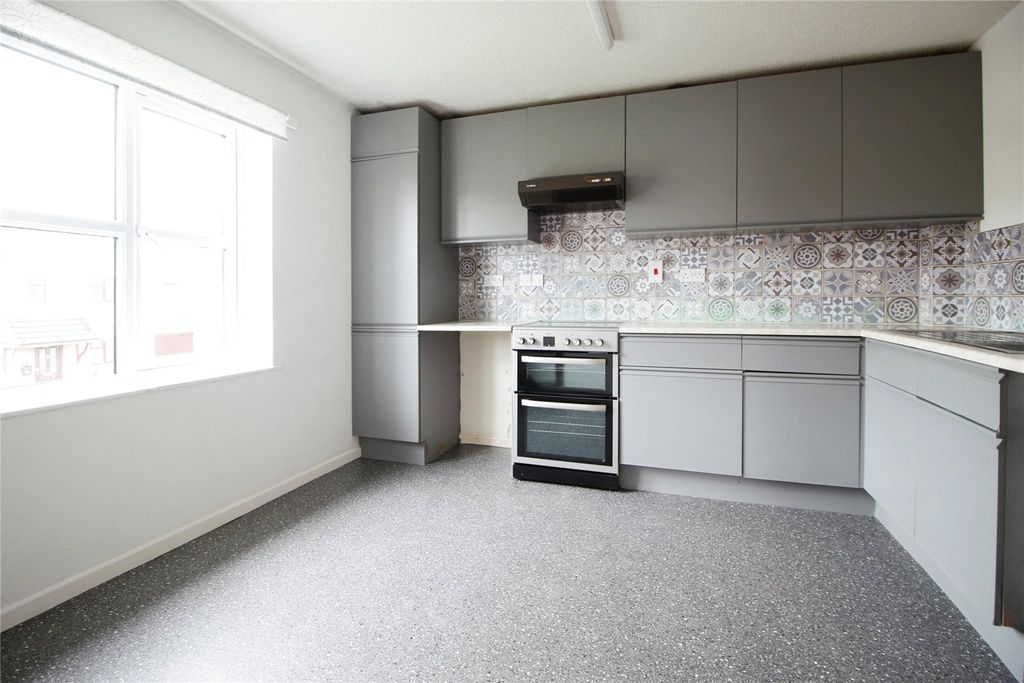 Property photo 2 of 6 Picture No. 07