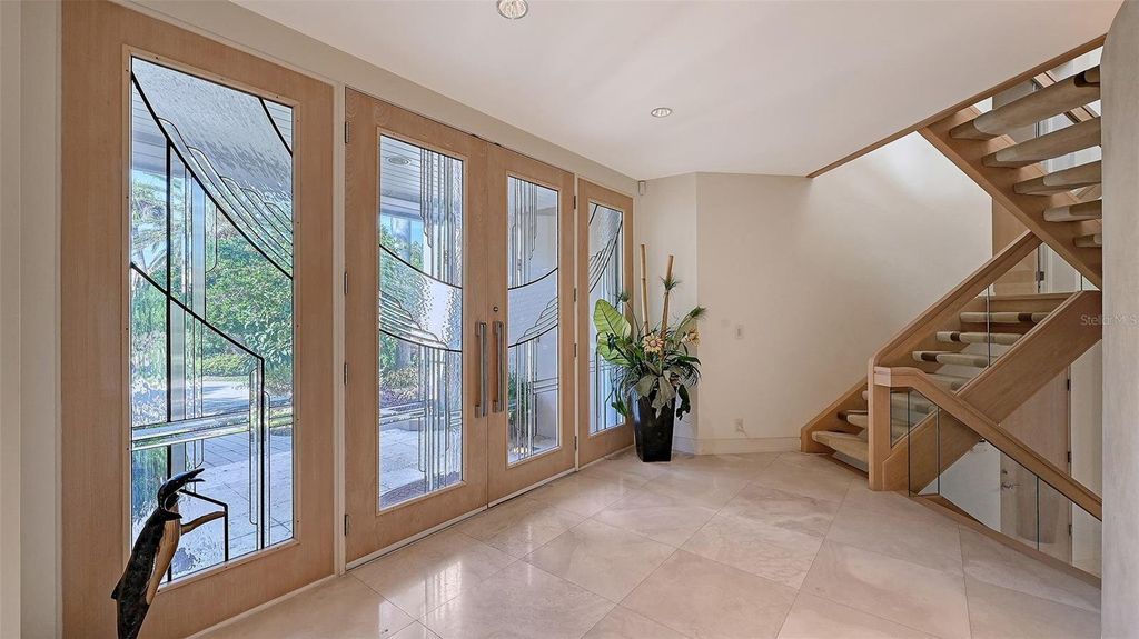 Property photo 2 of 19 <Alttext/>