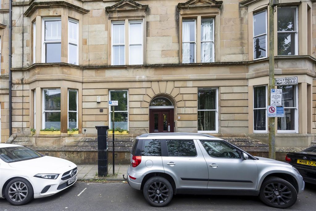 Property photo 2 of 22 2-2_9_Holyrood_Quad_Glasgow_002.Jpg