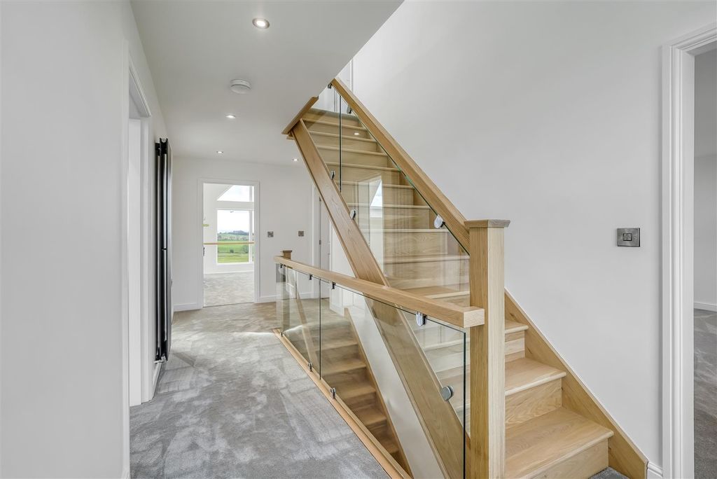 Additional image 13 of 5 bed detached house for saleKings Head Cottages, Heighington, Darlington DL2