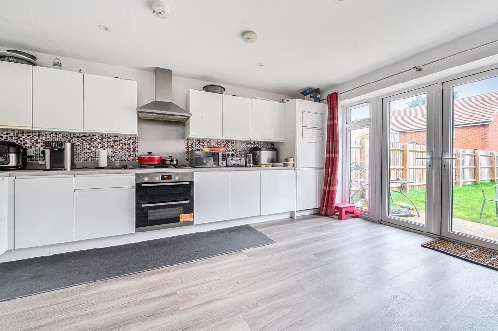 Property photo 2 of 22 Kitchen