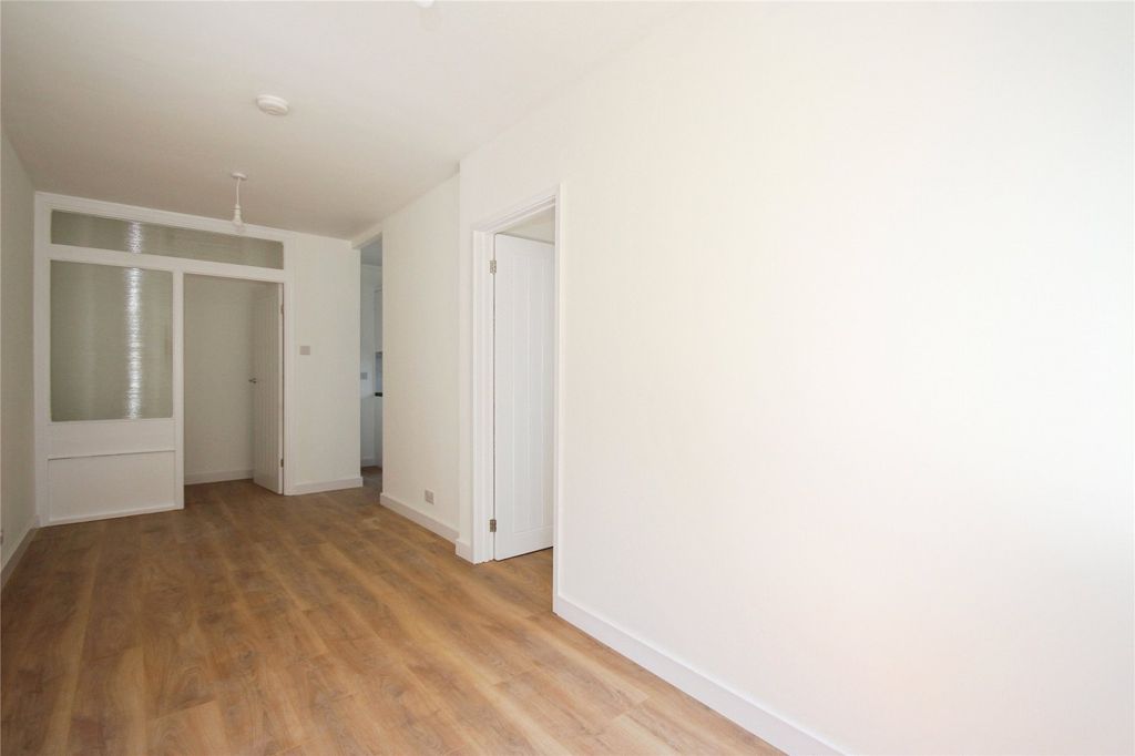 Property photo 3 of 11 Picture No. 07
