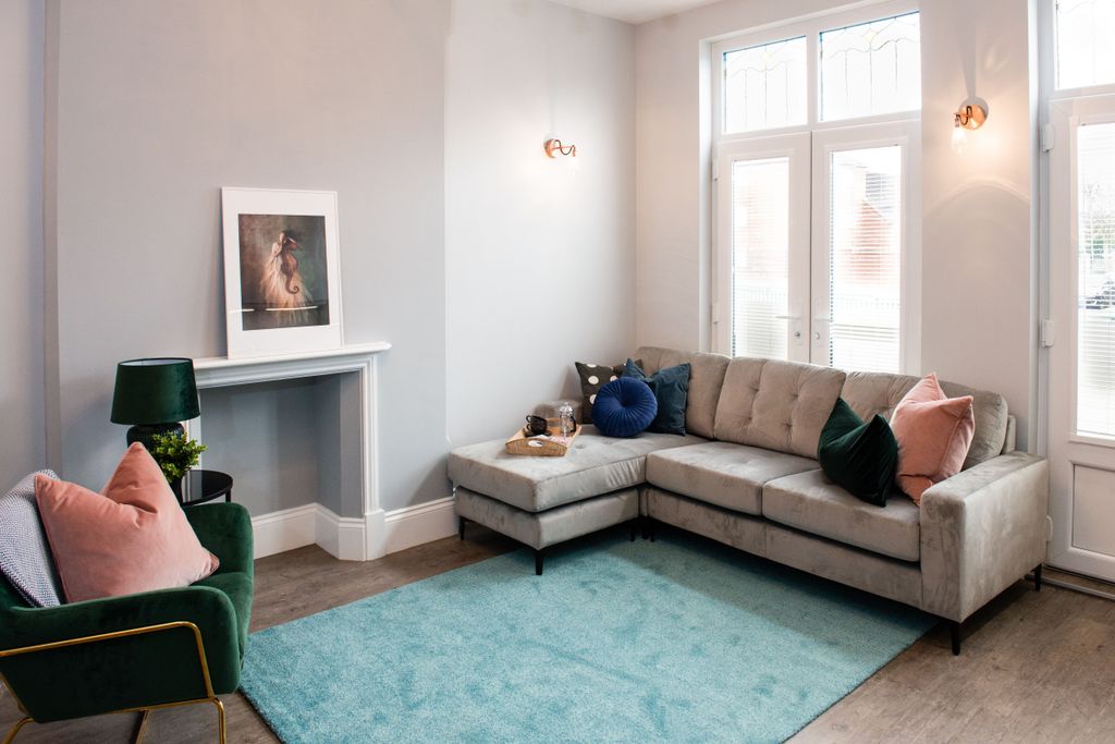 Property photo 2 of 16