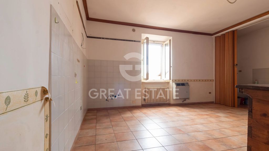 Property photo 2 of 25 Interiors