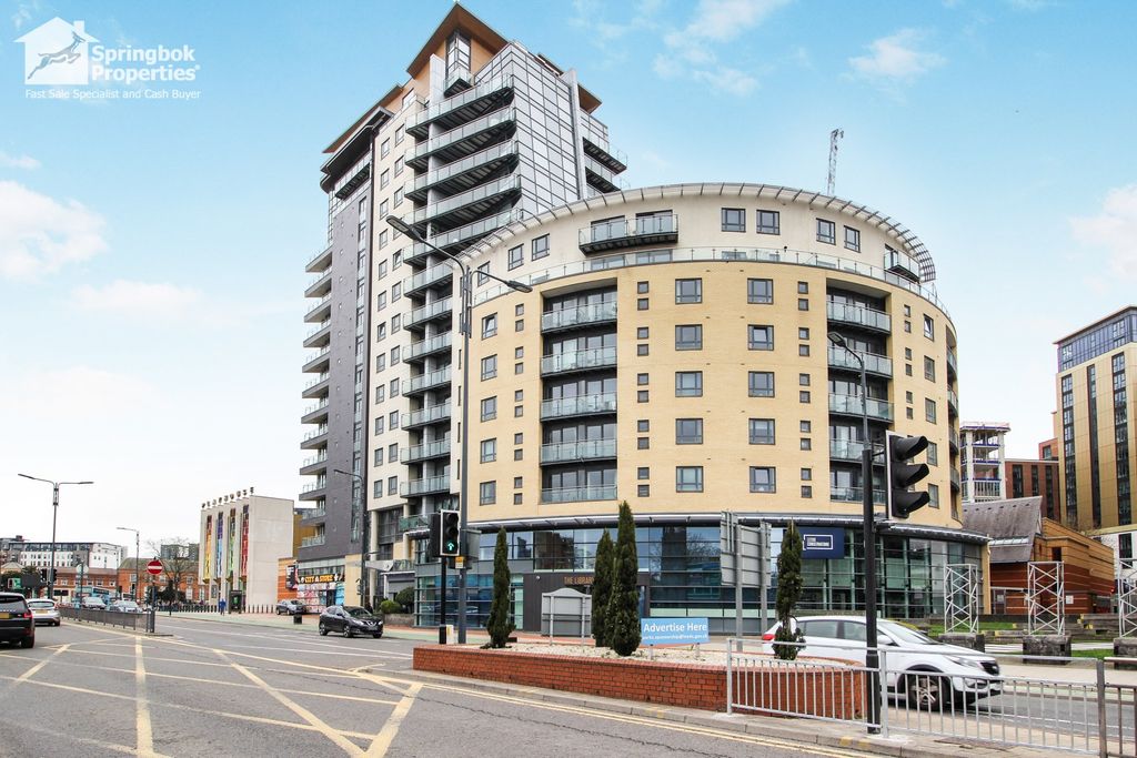 Property photo 1 of 9 Front View