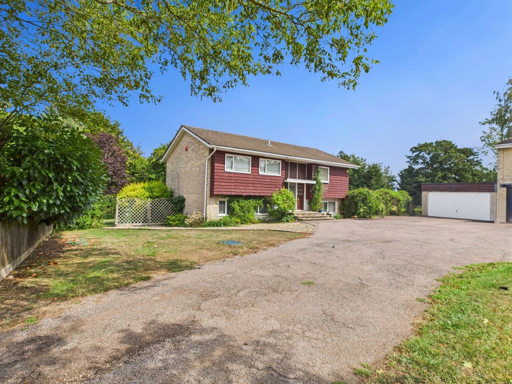 Property photo 1 of 27