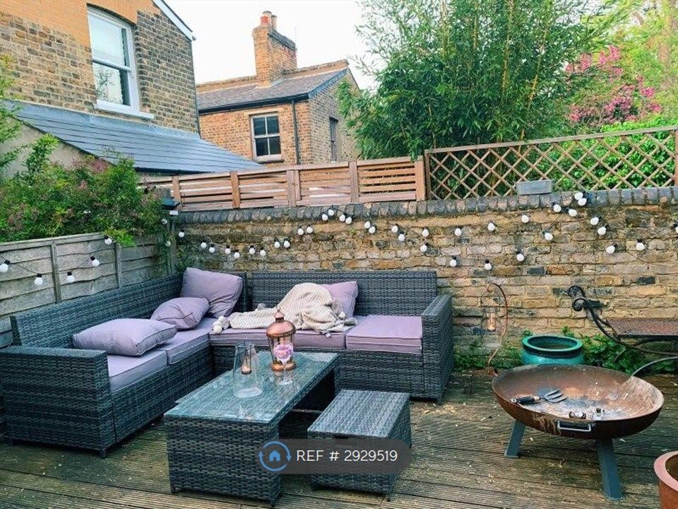 Property photo 2 of 7 Garden