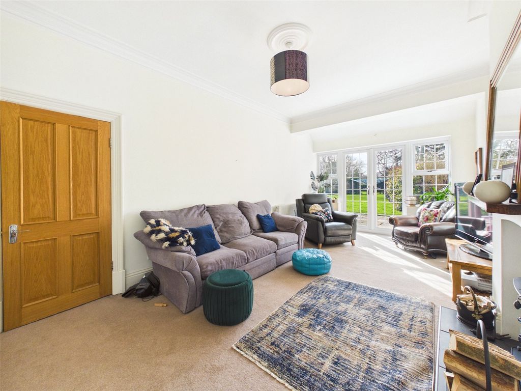 Property photo 3 of 24 Picture No. 03