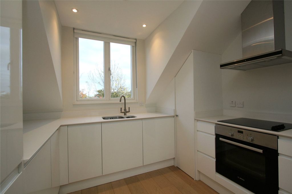 Property photo 2 of 9 Picture No. 04