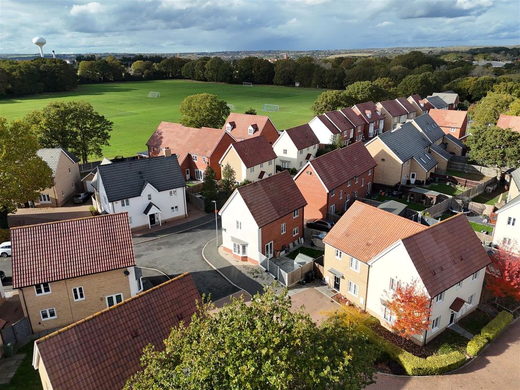 Property photo 2 of 38 Dji_20251021143442_0021_D.Jpg