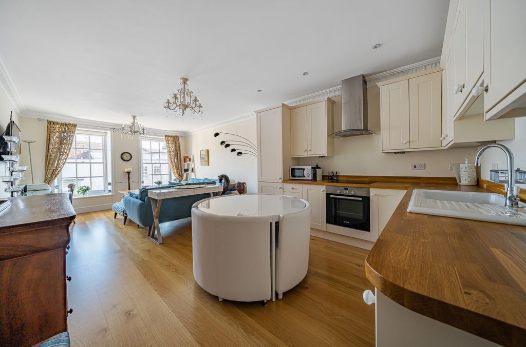 Property photo 2 of 12 990412 (16).Jpg