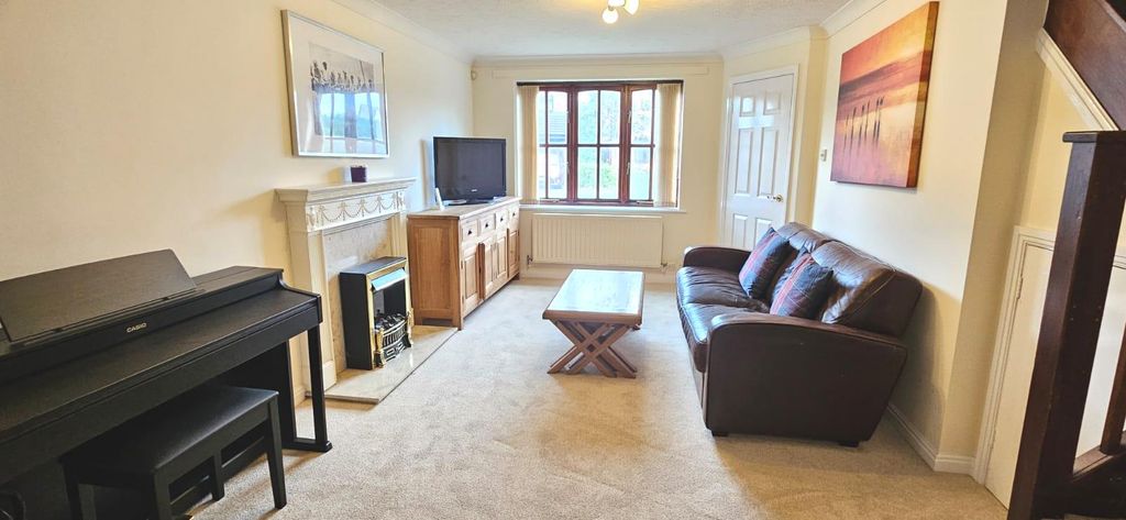 Property photo 3 of 21