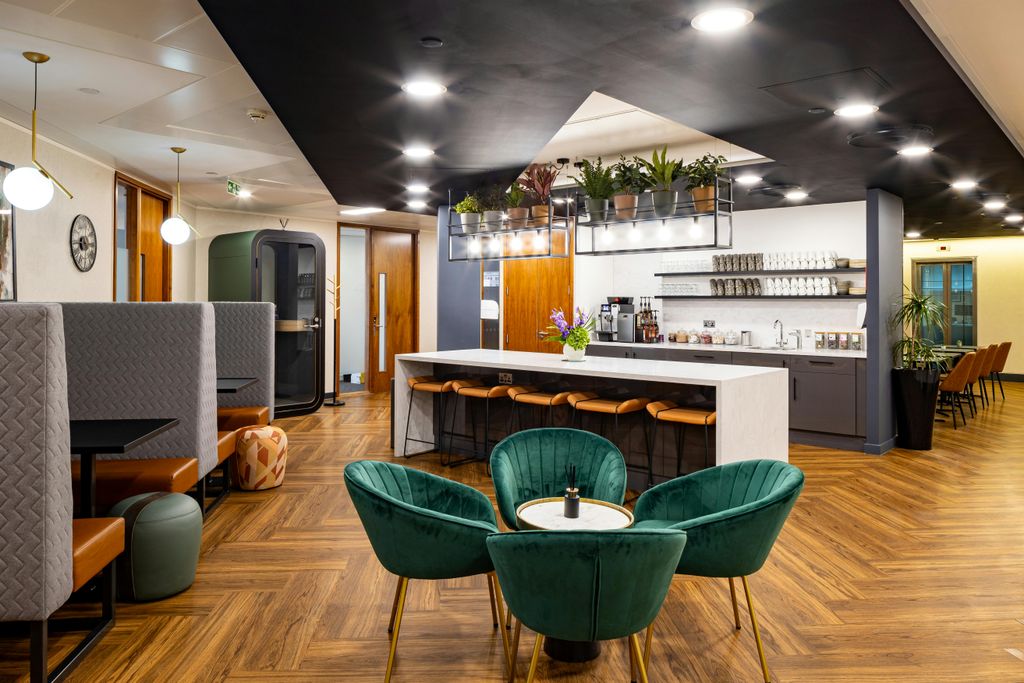 Property photo 3 of 6 King_William_Street137.Jpg