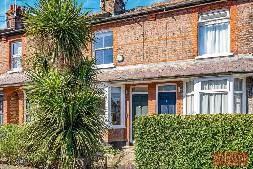 Property photo 1 of 17 Photo 2