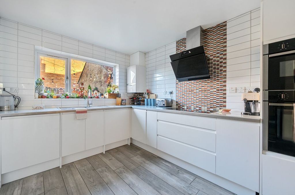 Property photo 2 of 17 1389076869454Cf72Bd17Arw1